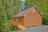 Cozy 1 Bedroom Cabin with Porch Swing