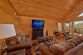 4 Bedroom Cabin with Extra Seating in Game Room 