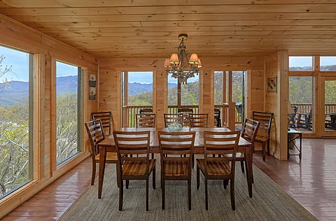 Luxury Cabin with mountain view from dining room - A Spectacular View to Remember