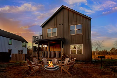 A Smoky Mountain Experience: 4 Bedroom Sevierville Cabin Rental