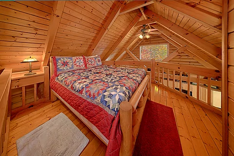 King Bed Cozy 1 Bedroom Cabin - Aleska