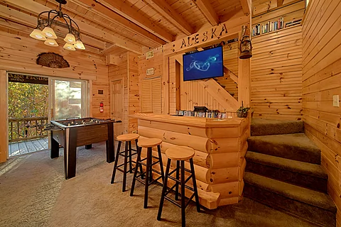 Game Room with Wet Bar and Arcade - Aleska