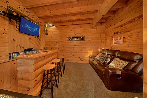 Relaxing Den with Foosball and Wet Bar - Aleska