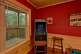 Pigeon Forge 3 Bedroom Cabin with Arcade 