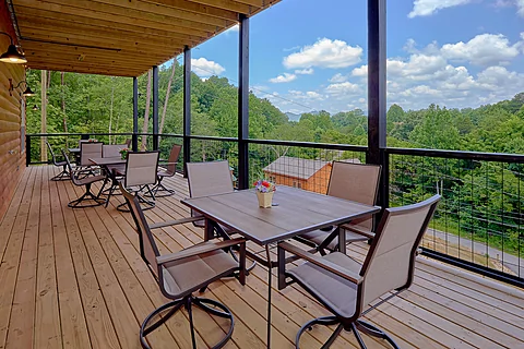 6 bedroom luxury cabin rental with mountain view - An Eagle's View