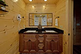 Premium cabin rental for large groups up to 20