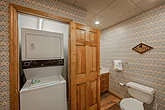 3 Bedroom Cabin with Washer and Dryer