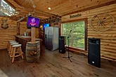 Luxury 5 Bedroom Cabin with Karaoke