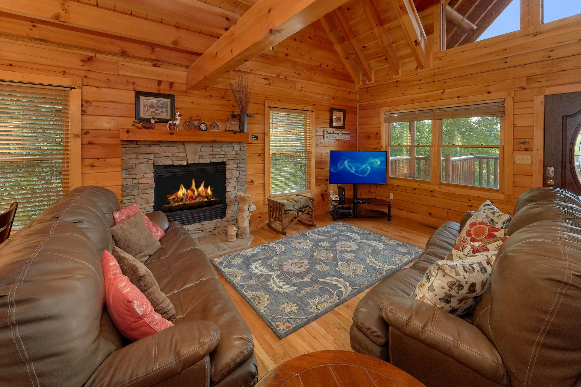 Bear Mountain Lodge