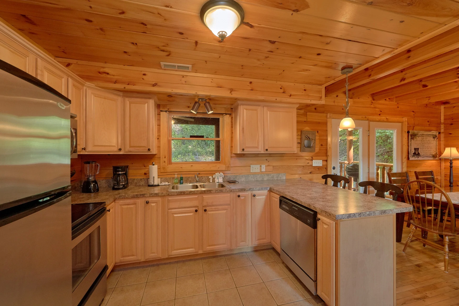 Bear Mountain Lodge