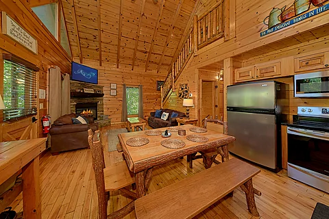 4 bedroom Gatlinburg cabin with full kitchen - Bears Repeating