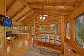 4 bedroom cabin with spacious Master Suite