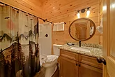 3 Bedroom Cabin with 3 Full Bathrooms
