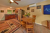 1 Bedroom Efficiency in Pigeon Forge Sleeps 4 