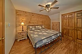 2 Bedroom Cabin with King Bed and Cable TV