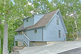 Smoky Mountain 2 Bedroom Cabin Sleeps 8