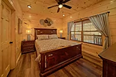 5 bedroom cabin with Main level Master suite