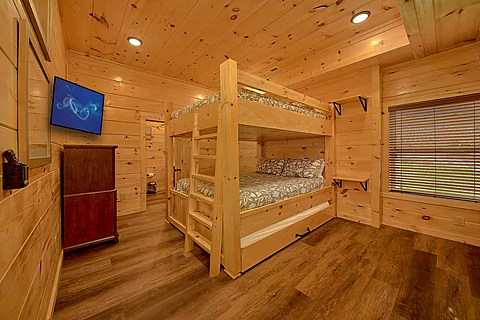 5 bedroom cabin with queen bunkbed for 6 guests - Brooks Haven
