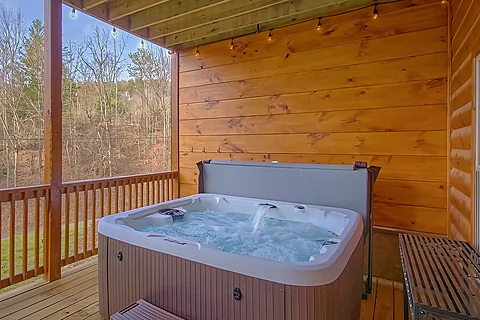5 bedroom Pigeon Forge cabin with hot tub - Brooks Haven