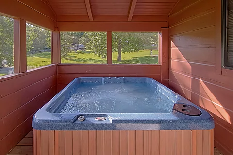 1 bedroom cabin Hot tub view - Camping Under The Stars