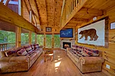 Cabin rental with fireplace and sleeper sofa
