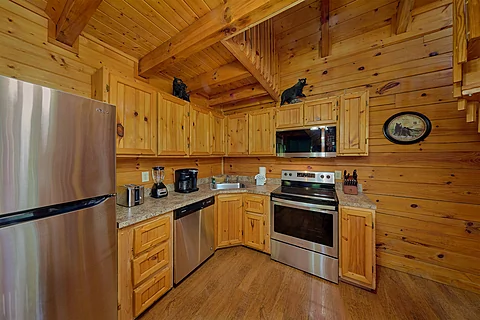Full Kitchen in rustic 1 bedroom cabin rental - City Bear