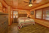 Luxurious cabin with 11 King Bedrooms and baths