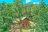 Private 1 bedroom honeymoon cabin with views