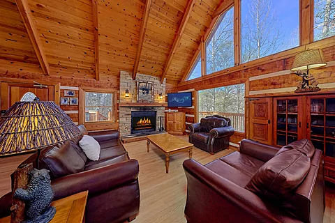 Rustic 5 Bedroom Cabin Near downtown Gatlinburg - Hearts Desire