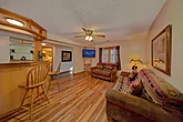 5 Bedroom Cabin in Gatlinburg with Den
