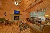 2 Bedroom Cabin in Gatlinburg Sleeps 7