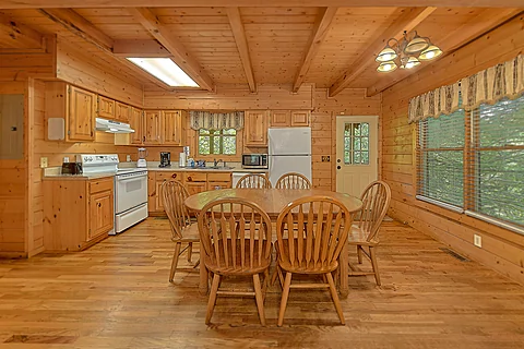 Dining Table and Chairs Seating 6 - Hemlock Hideaway