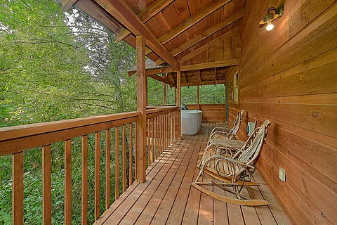 Affordable Two Bedroom Cabin in Gatlinburg  - Hemlock Hideaway