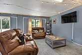 3 Bedroom Near Dollywood with Game Room