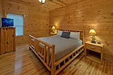 6 Bedroom 7 1/2 bath Cabin Sleeps 22