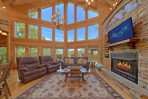 3 bedroom luxury cabin with mountain views - Luvin Logs Lodge