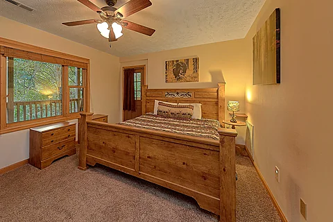 Wears Valley Cabin with King Beds - Misty Cove