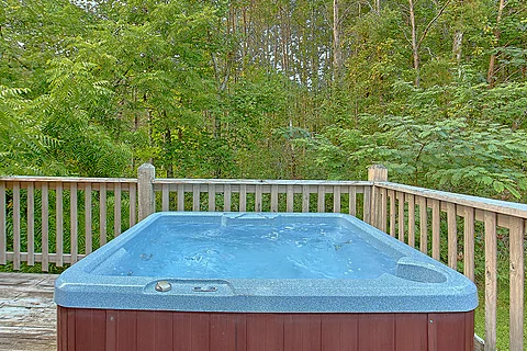 2 Bedroom cabin in Wears Valley with a hot tub - Misty Cove