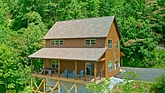 Gatlinburg 3 bedroom cabin with mountain views