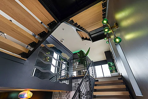 Downtown Nashville 4 bedroom rental cabin - Nashville Neon Nights