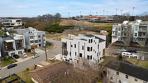 4 bedroom rental near Nashville baseball stadium - Nashville Neon Nights