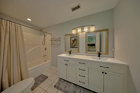 Master Bathroom with Tub Shower  - Palmer's Place