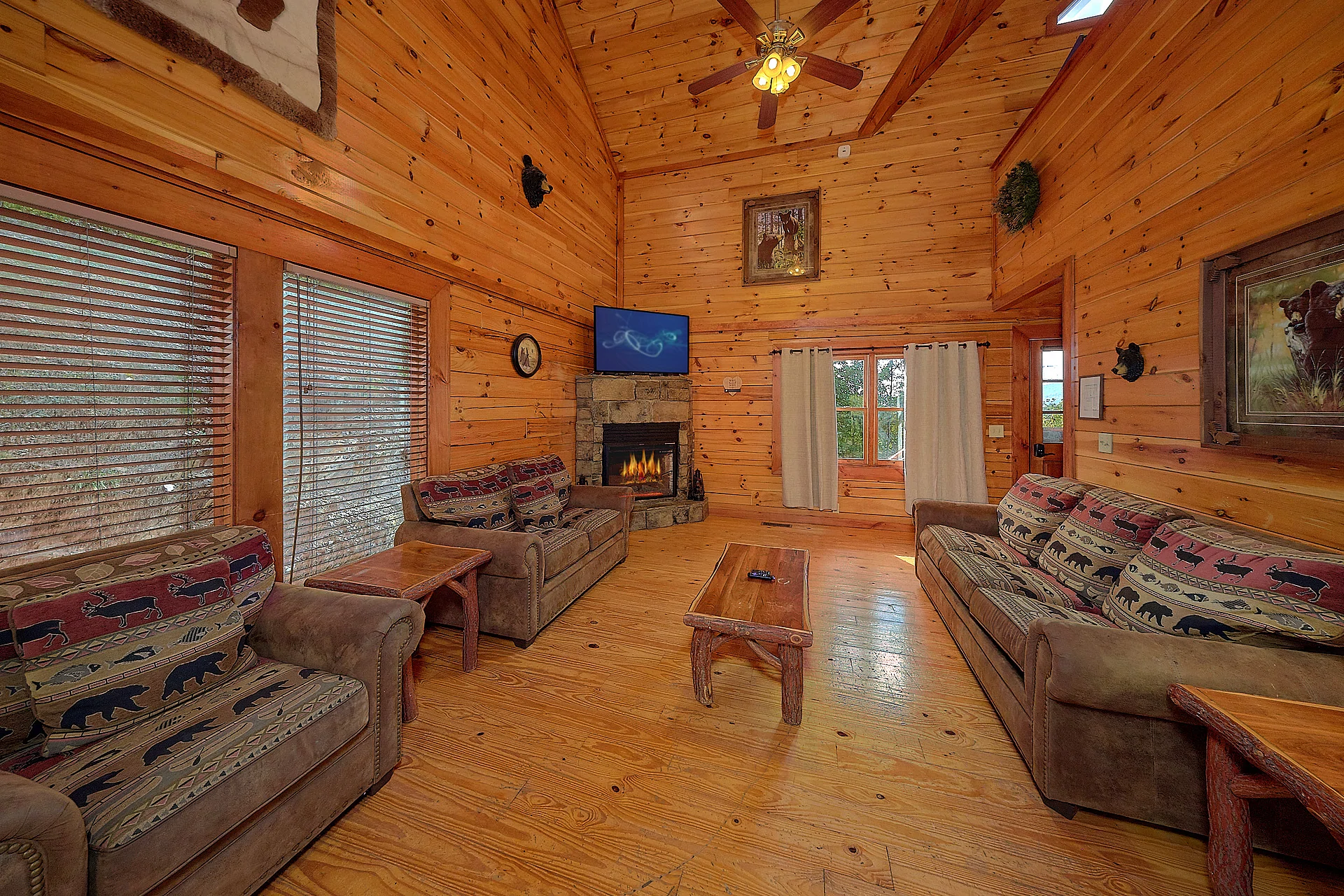 Pool Cabin