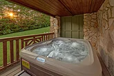 Modern Cabin with Hot Tub