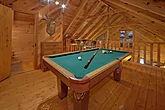 1 Bedroom Honeymoon Cabin Sleeps 2