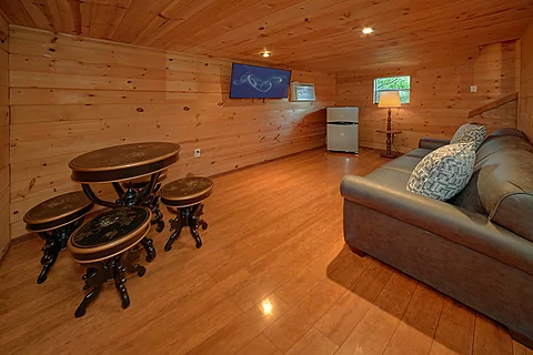 Cozy Living Room in Cabin Rental - Rivers Ridge