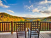 2 bedroom cabin with a majestic view