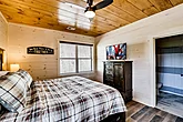 Spacious 25 bedroom cabin with 25 full bathrooms