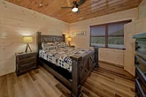 Luxury 25 bedroom cabin with 22 king beds