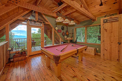 1 Bedroom Cabin in Wears Valley with Pool Table  - Serenity Creek